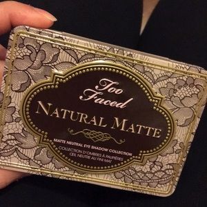 Natural Matte Too Faced eyeshadow palette